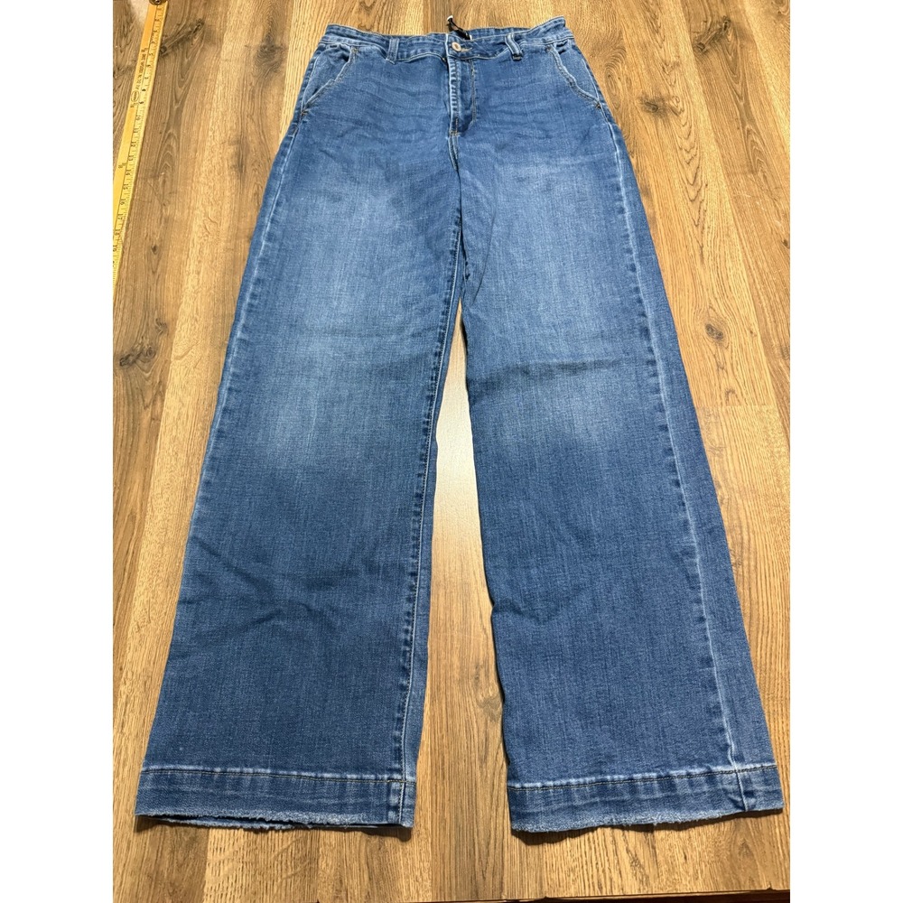 KanCan Jeans Women Size 29 Blue Denim Wide Leg High Rise Raw Hem KC7127M